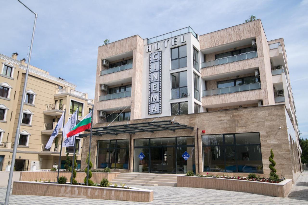 Cinema Hotel Primorsko Exteriör bild